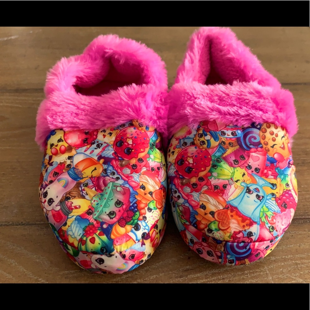 Shopkin’s Comfy Kiddy Slippers size 7-8
